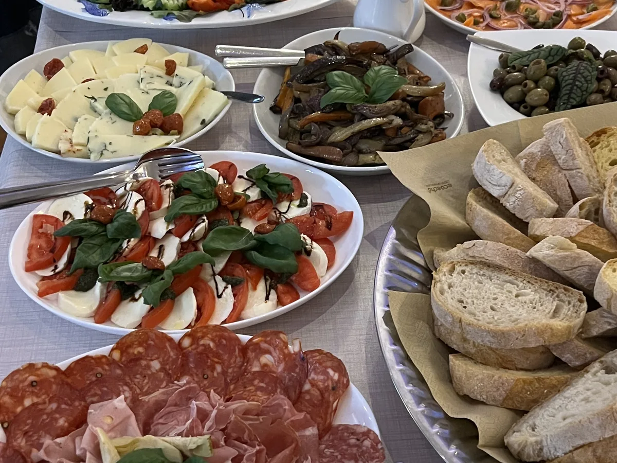 Essen in der CaféBar Veitsbronn
